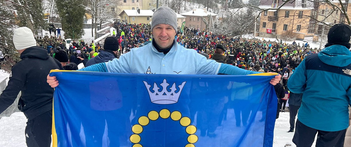 Tradiciniame bėgime „Gyvybės ir mirties keliu“ plevėsavo ir Palangos miesto vėliava