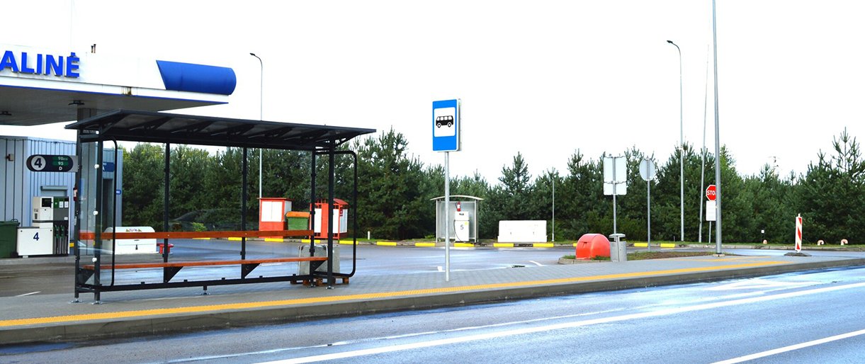 Elijos gatvėje įrengta moderni autobusų stotelė