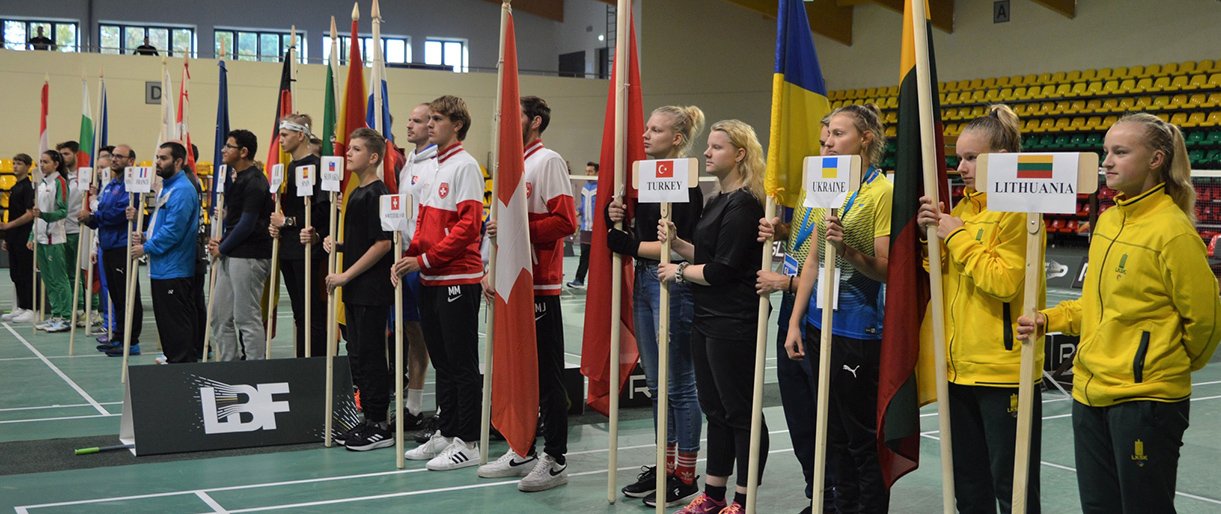 Į Palangą susirinko kurtieji badmintonininkai iš 14 valstybių - prasidėjo Europos čempionatas
