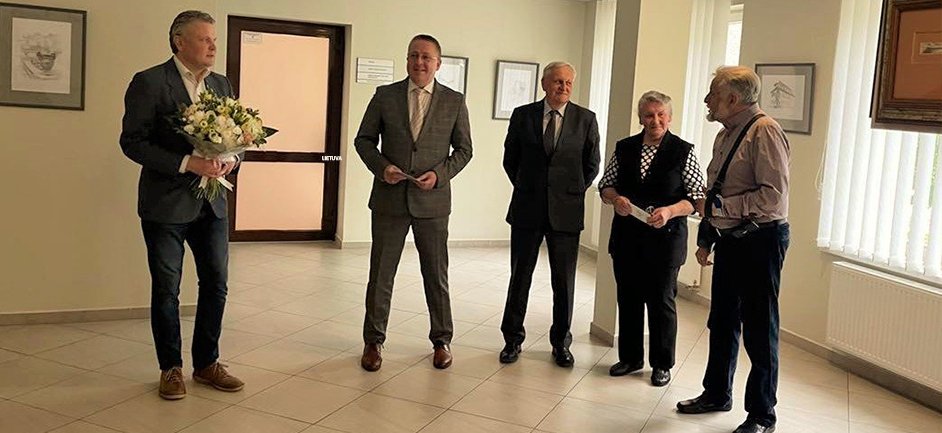 Jaudinanti istorija: „Tik po 50-ies metų vėl paėmiau į rankas pieštuką ir vėl nušvito pasaulis...“