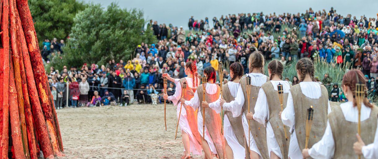 Joninės Šventojoje 2025: „Gražiausias paparčio žiedas esi Tu!“