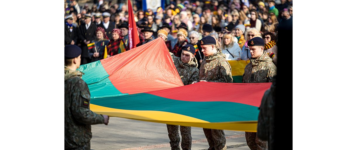 Kovo 11-oji Palangoje – nuo „Laisvės bangos“ eisenos iki šimtų sveikinimų Lietuvai