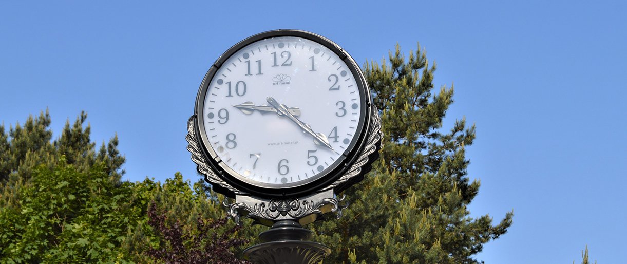 Jūratės ir Kastyčio skverą vėl puošia laikrodis Jūratės ir Kastyčio skverą vėl puošia laikrodis