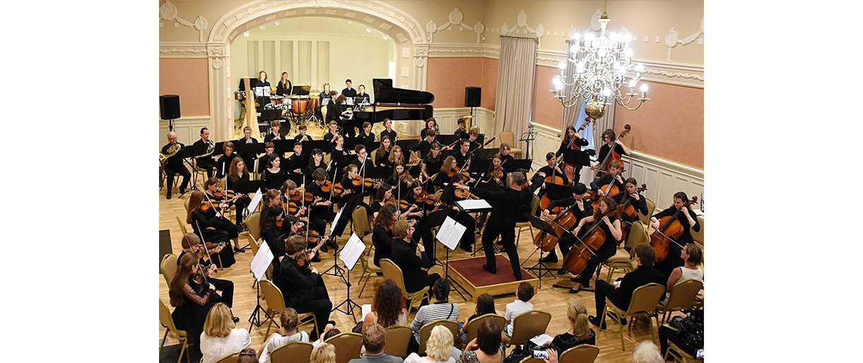 M. K. Čiurlionio mokyklos orkestras