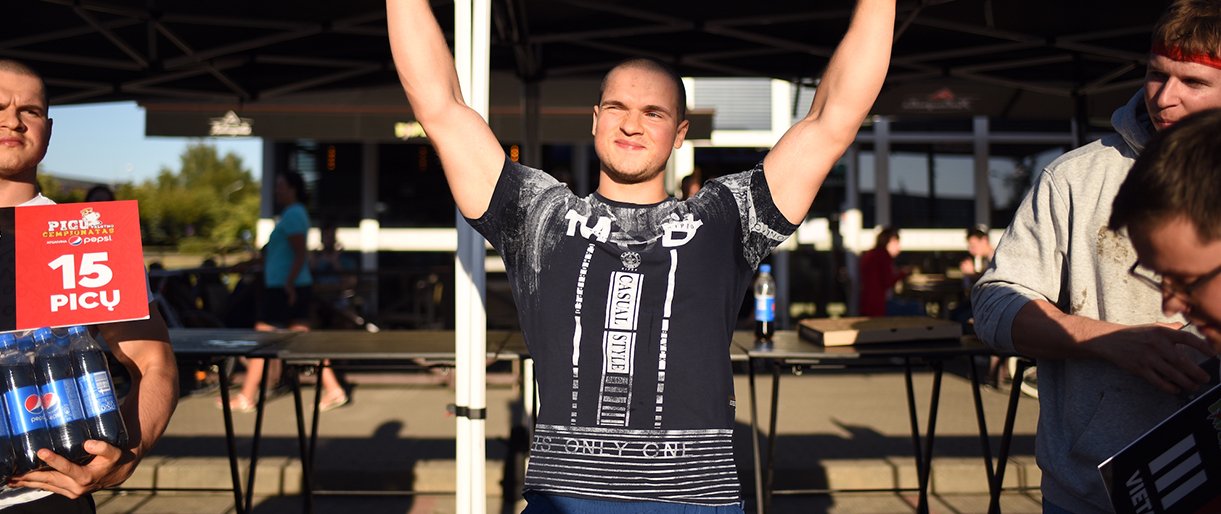 Nugalėtojas Jonas Petrauskas