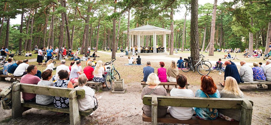 Palangos Birutės parkas prisipildys pučiamųjų muzikos garsų – prasideda koncertų ciklas „Orkestro vasara“