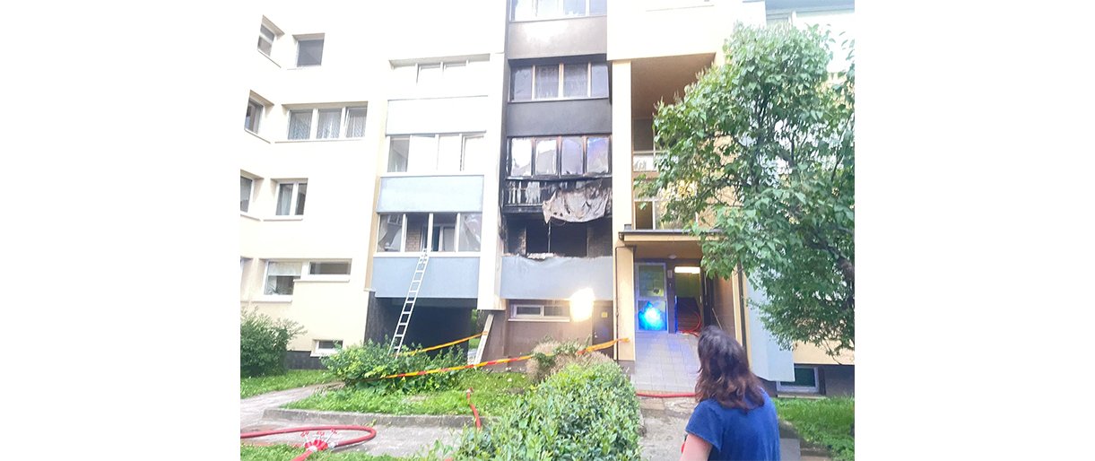 Palangoje sudegus butui, šeima gyvens savivaldybės viešbutyje, mies... Palangoje sudegus butui, šeima gyvens savivaldybės viešbutyje, miestas spręs dėl paramos