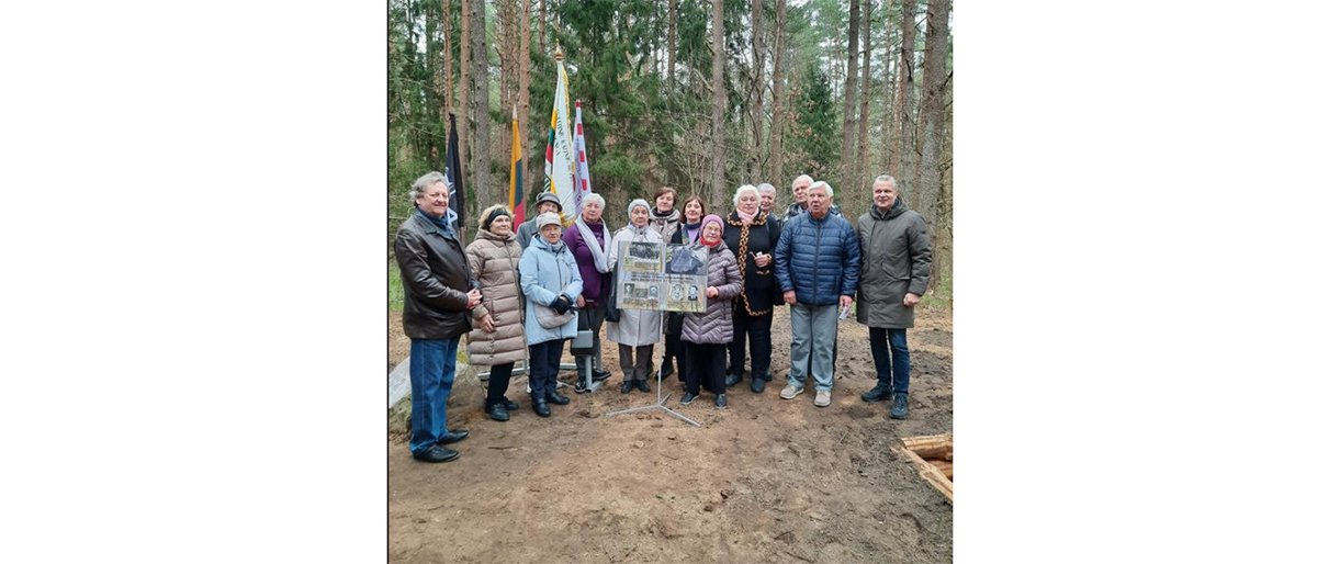 Atminties ženklu pagerbti Narimanto (Palangos) kuopos partizanai