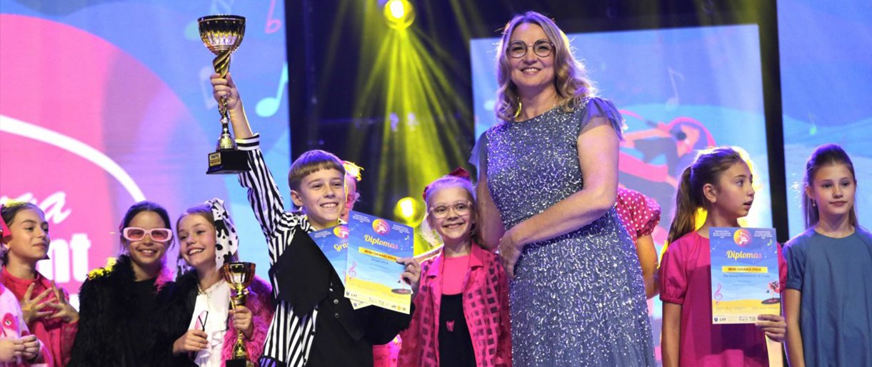 „Muzikos talentų lyga“ dešimtmetį paminėjo skambiai užsibaigusiu konkursu  Palangos koncertų salėje