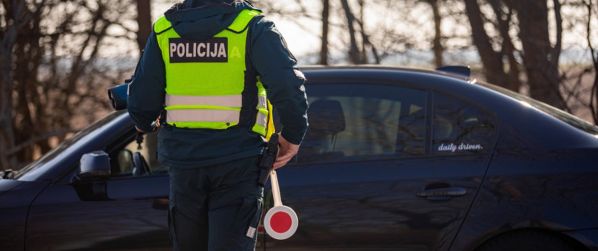 Per savaitę Klaipėdos apskrities kelių policijos pareigūnai nustatė... Per savaitę Klaipėdos apskrities kelių policijos pareigūnai nustatė 12 neblaivių vairuotojų