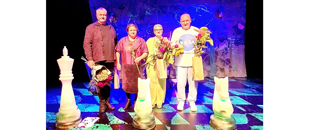 Po premjeros. Režisierius Ramūnas Kaubrys, dailininkė Marta Vosyliūtė, aktoriai Vilija Gruodytė ir Ramūnas Zebleckis-Šeputis. Dariaus Žvinklio,Kult...