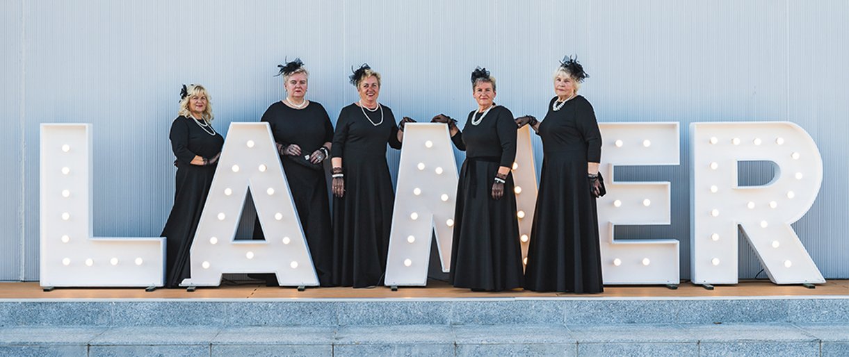 Šventoji kviečia Valstybės dieną švęsti RETRO stiliumi – prasmingai, dainingai, lietuviškai