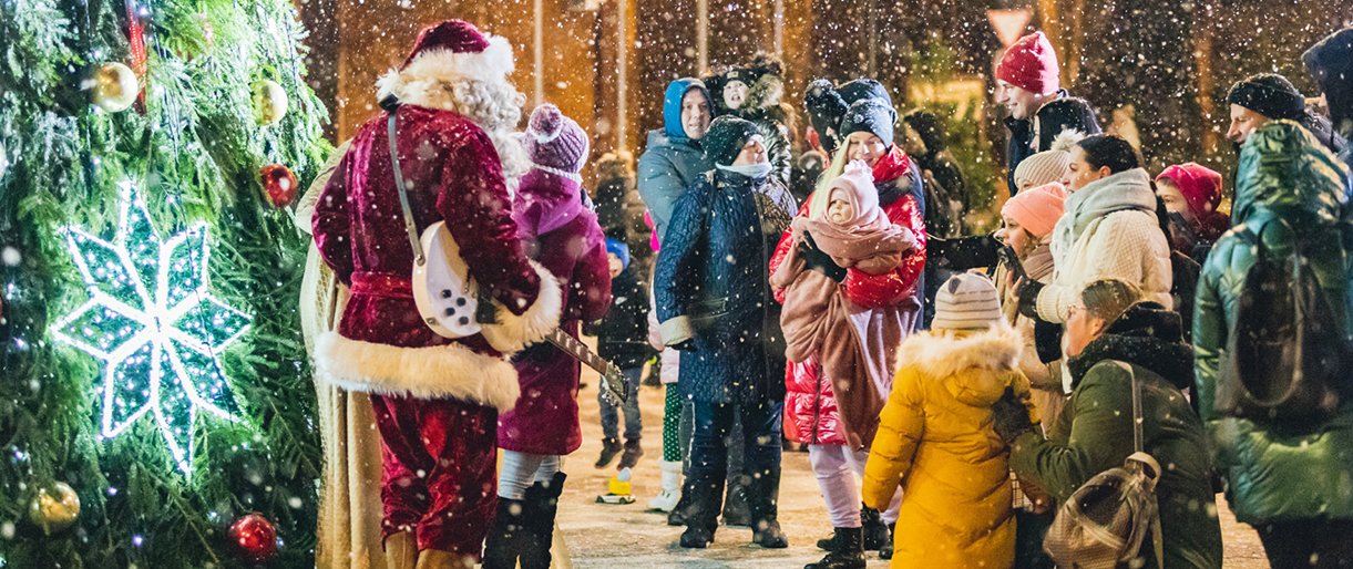 Įžiebti Kalėdų eglę Palangoje sugrįžta Grafai Tiškevičiai su muzikiniu atvirlaiškiu