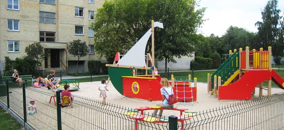 Palangos miesto vaikų žaidimo aikštelėse atlikti smėlio parazitologiniai tyrimai