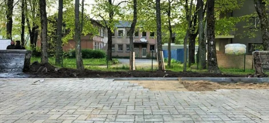 Palangoje nukeltas obeliskas sovietų kariams