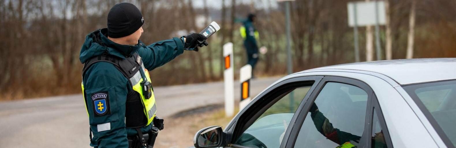 Palangoje sulaikytas galimai neblaivus vairuotojas: pasitikrinti blaivumą atsisakė