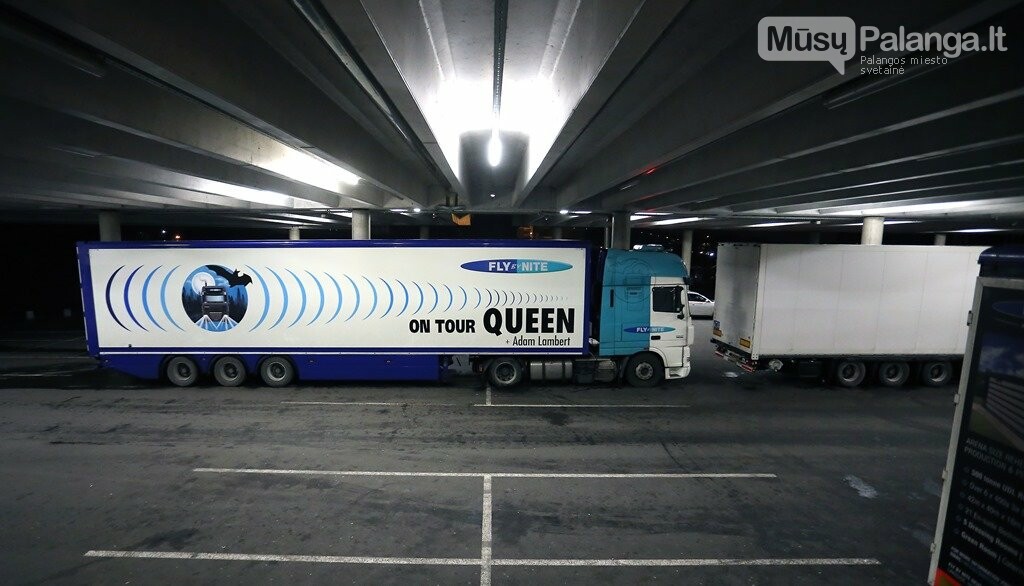 „Queen“ šturmuoja Lietuvą: 19-os sunkvežimių atgabenta koncerto technika jau Kaune, nuotrauka-2