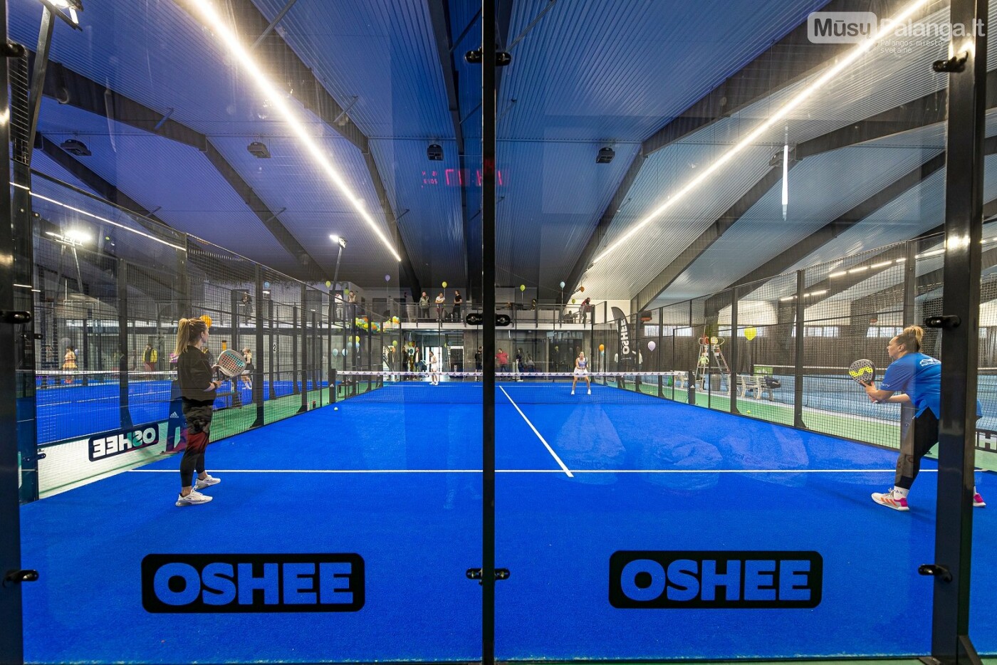 Šalia Palangos atidaryta viena didžiausių Vakarų Lietuvoje „Oshee“ teniso ir padelio arena, nuotrauka-1