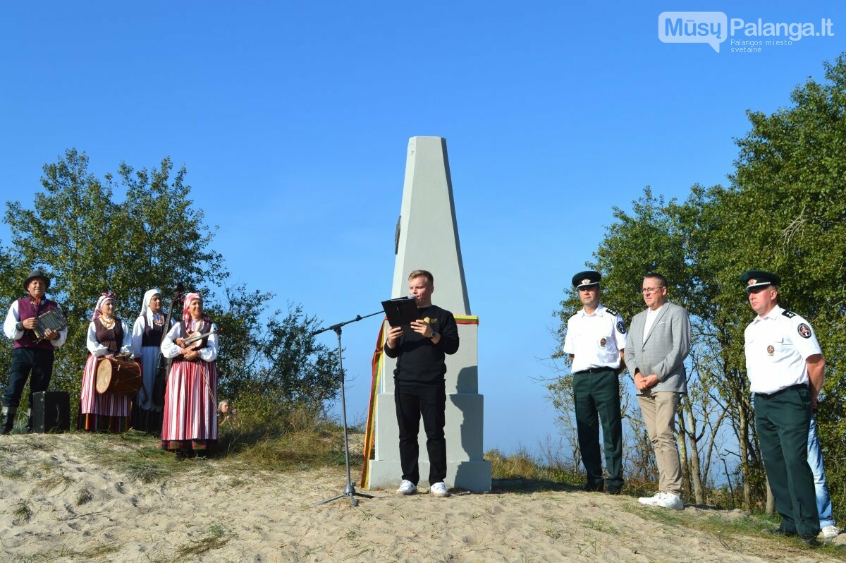 Lietuvos ir Latvijos pasienyje atidengtas restauruotas istorinis valstybės sienos ženklas, nuotrauka-6