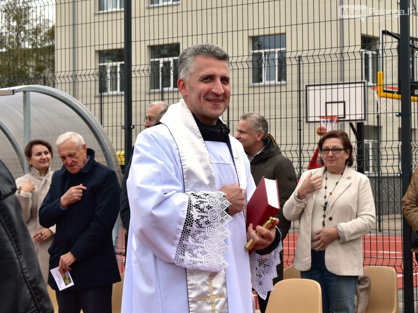 Palangos senojoje gimnazijoje atnaujintas stadionas ir sutvarkytas vidinis kiemelis, nuotrauka-3