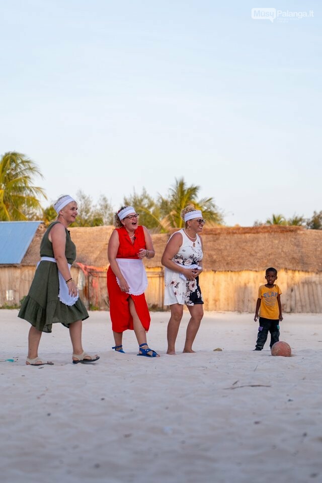 R.Galvono ir močiučių nuotykiai Zanzibare – nuo muštynių iki staigmenos: „Elgėsi lyg smalsios mergaitės“, nuotrauka-29