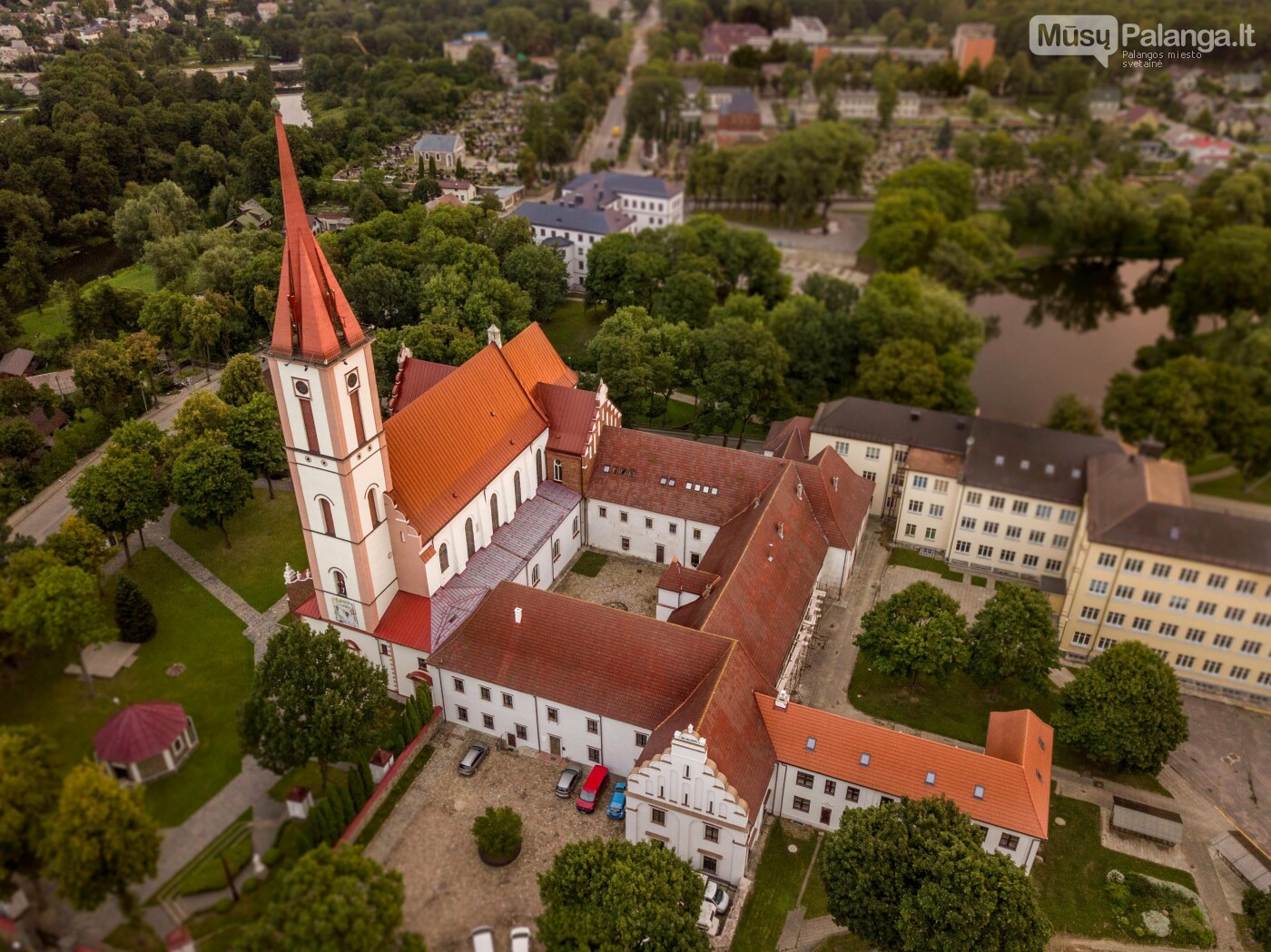 Kretingos Viešpaties Apreiškimo Švč. Mergelei Marijai bažnyčia