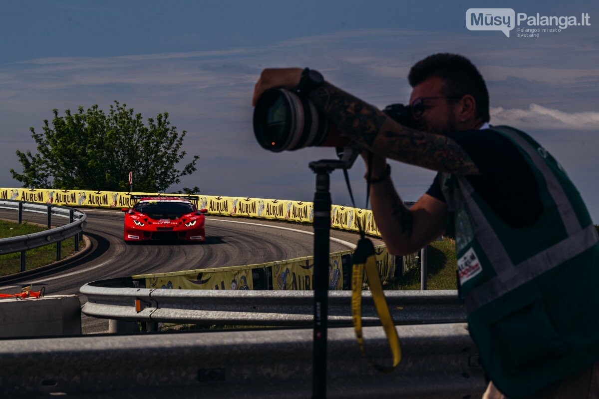 Ketvirtadienį įvyko pirmieji važiavimai trasoje – komandos ruošiasi bet kokioms oro sąlygoms, nuotrauka-2