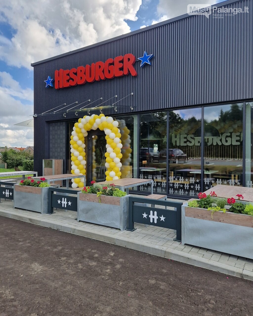 Kretingoje – pirmasis „Hesburger“ tinklo restoranas, investuota 2 mln. Eur, nuotrauka-1