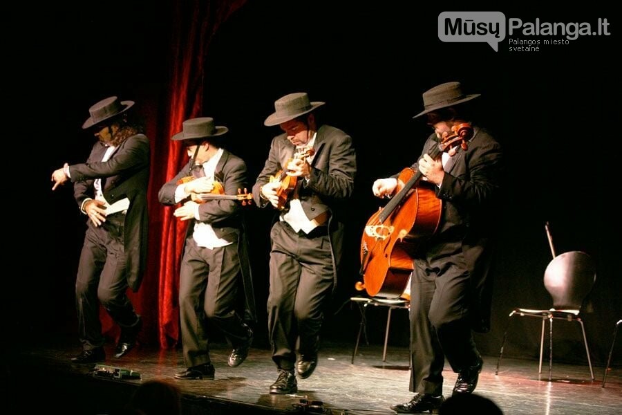 „PaGAGnini“ šou recenzija: muzikos chuliganai Lietuvoje, nuotrauka-4