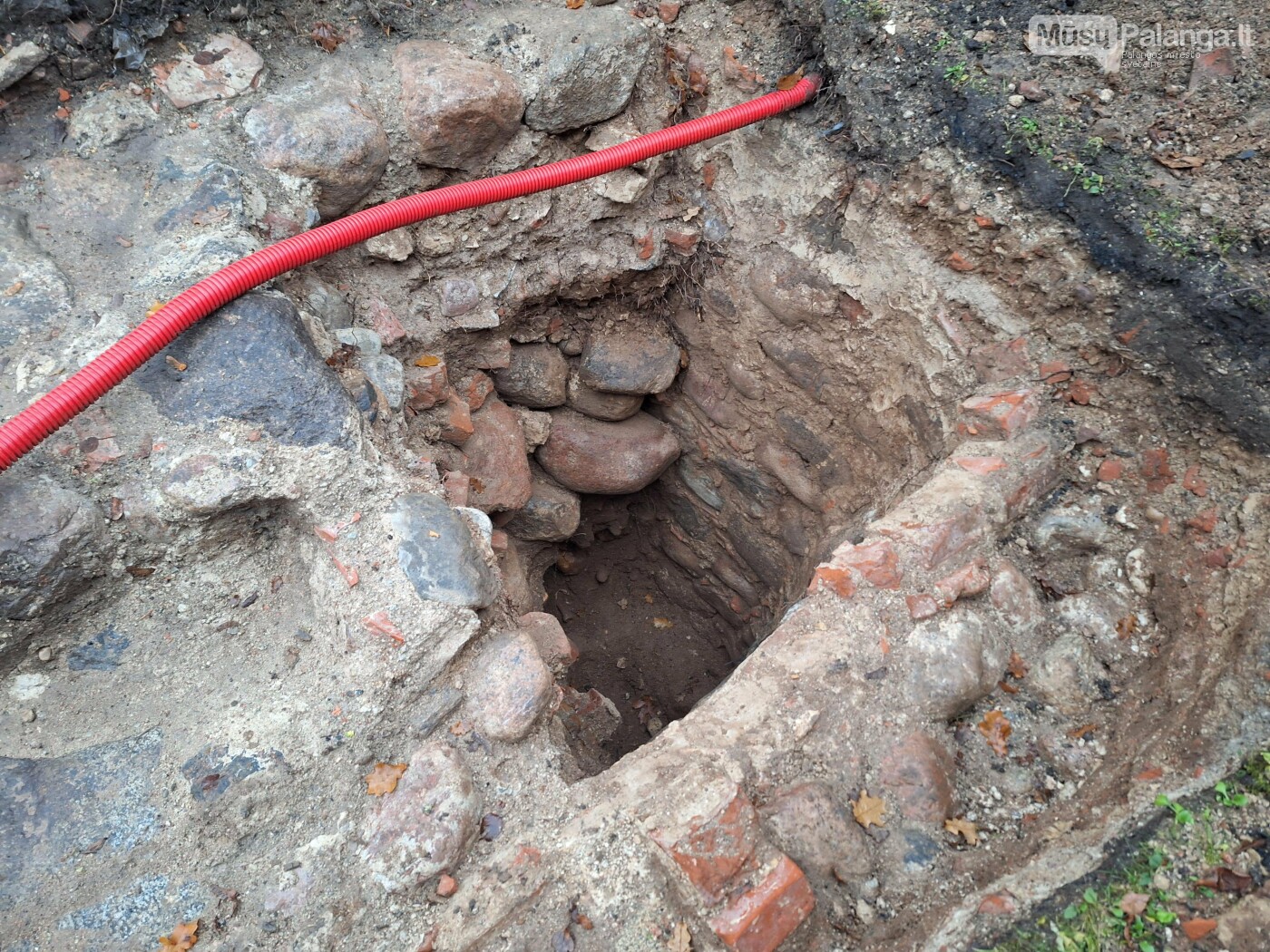 Kretingos bažnyčios šventoriuje aptikta iki šiol nežinota kripta, nuotrauka-5