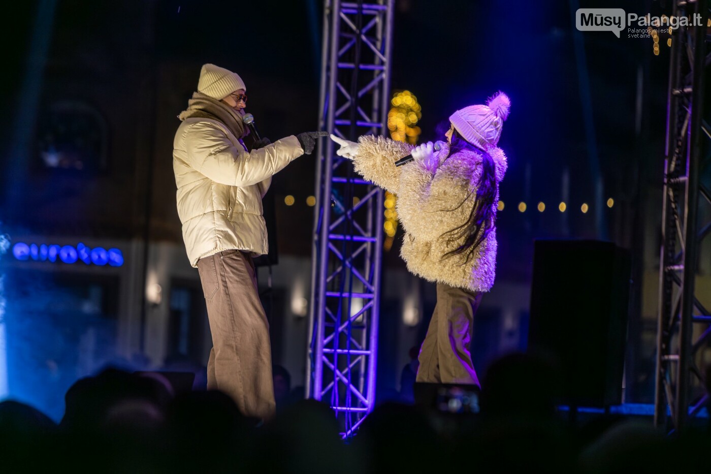 Kretingoje kalėdine šviesa sutvisko užburianti žaliaskarė, nuotrauka-21