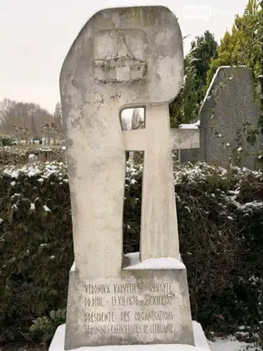 Paminklas Veronikai Karvelienei-Bakšytei Strasbūro Šiaurinėse kapinėse. 2026 m., Jolitos Šilanskienės nuotr.