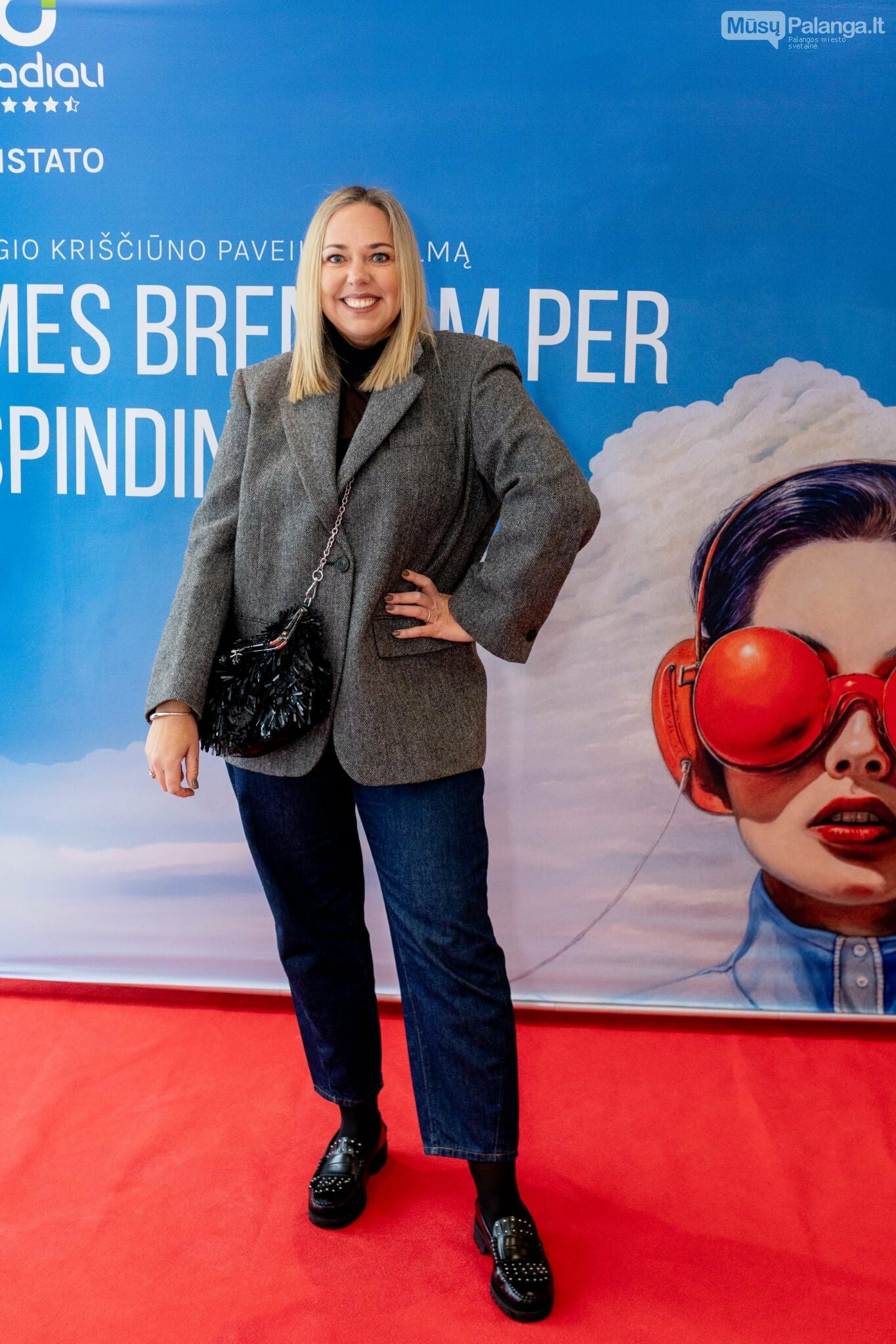 Kai menas peržengia drobės ribas. Algis Kriščiūnas pristato naują savo paveikslų filmą milžiniškame „Gradiali“ baseinų erdvės ekrane, nuotrauka-17