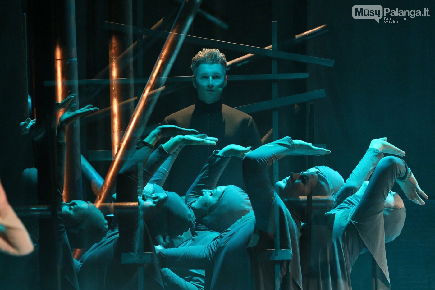 Opera-poema „Strazdas – žalias paukštis“. Panevėžio muzikinio teatro nuotrauka