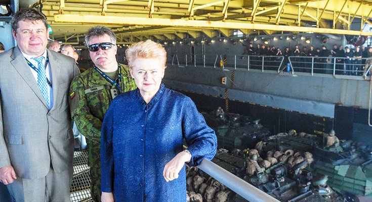 Krašto apsaugos ministras kartu su Prezidente stebėjo..., nuotrauka-1 Krašto apsaugos ministras kartu su Prezidente stebėjo JAV jūrų pėstininkų išsilaipinimą Lietuvos pakrantėje, pratybų „Baltops 2018“ m..., nuotrauka-1