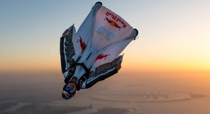 Oro akrobatų „The Flying Bulls“ šou Palangoje dalyvaus pasaulinė parašiutizmo žvaigždė Dani Roman, nuotrauka-4