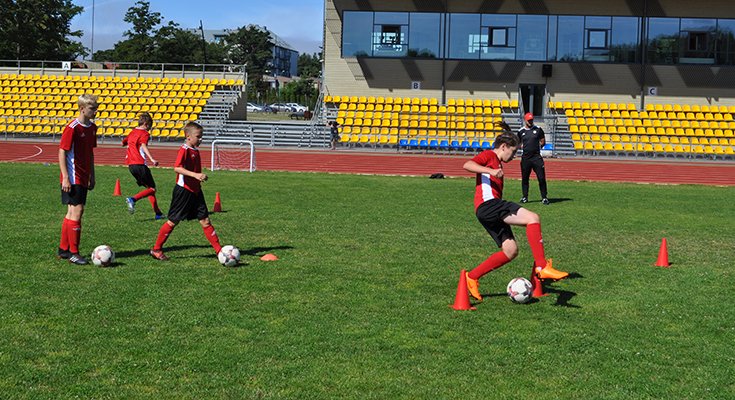 Mažiesiems Lietuvos futbolininkams – garsiojo “Feynoord Rotterdam” trenerių pamokos, nuotrauka-3