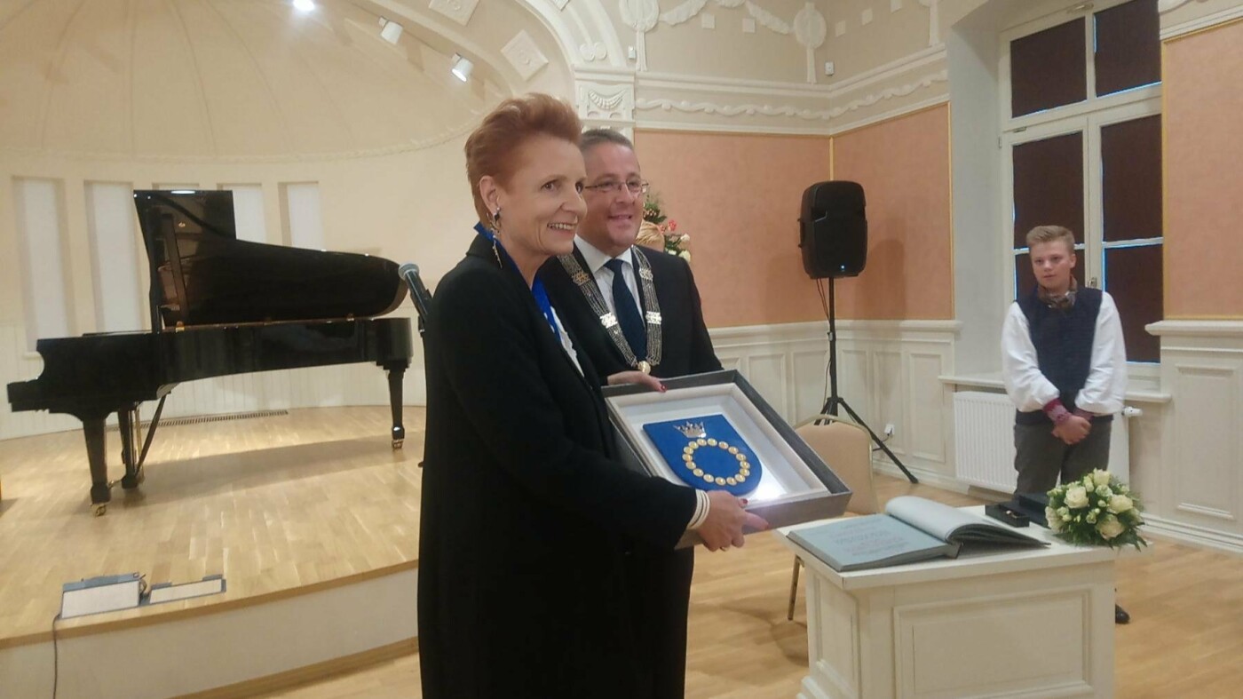 Palangos miesto garbės pilietei Malgožatai Omilanovskai šeštadienį Kurhauze įteiktos regalijos (nuotraukų albumas, vaizdo reportažas), nuotrauka-21