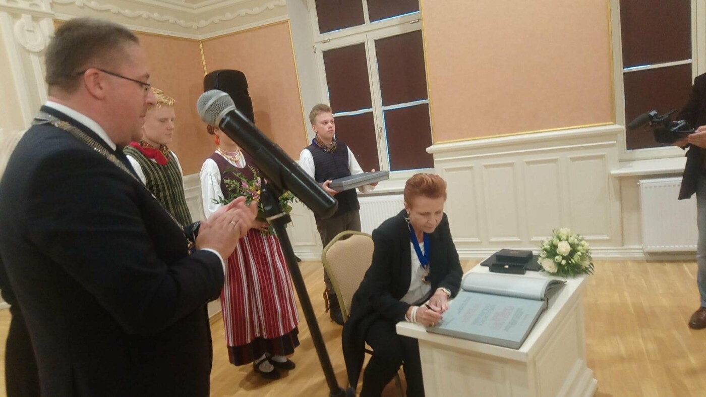 Palangos miesto garbės pilietei Malgožatai Omilanovskai šeštadienį Kurhauze įteiktos regalijos (nuotraukų albumas, vaizdo reportažas), nuotrauka-35