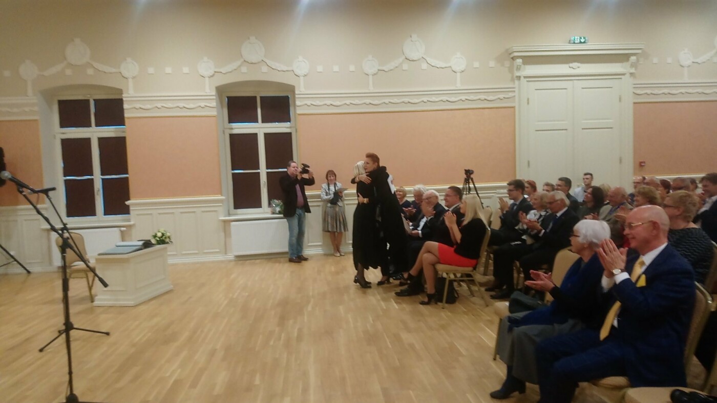 Palangos miesto garbės pilietei Malgožatai Omilanovskai šeštadienį Kurhauze įteiktos regalijos (nuotraukų albumas, vaizdo reportažas), nuotrauka-15