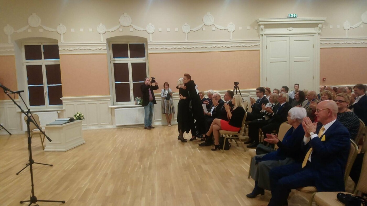 Palangos miesto garbės pilietei Malgožatai Omilanovskai šeštadienį Kurhauze įteiktos regalijos (nuotraukų albumas, vaizdo reportažas), nuotrauka-27