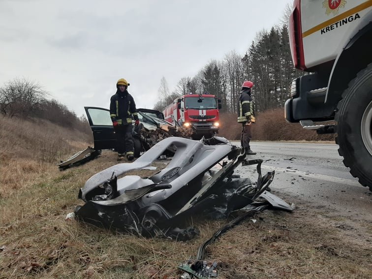 Auto įvykis ant viaduko kelyje Kretinga – Palanga. Slidu būkite atsargus!, nuotrauka-4, Ritos Nagienės nuotr.