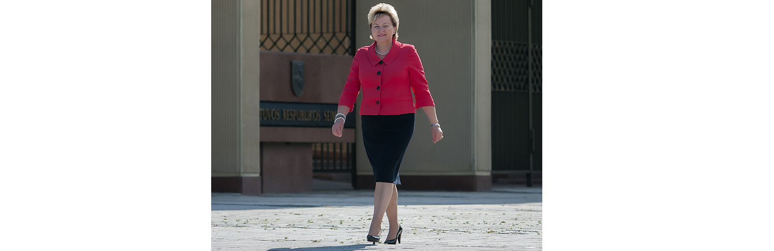 Visada stilinga: “Mados tendencijas pastebiu, stengiuosi neatsilikti, bet nepersistengiu. Juk maloniau matyti pasitempusią moterį – tai  pagarba sa...