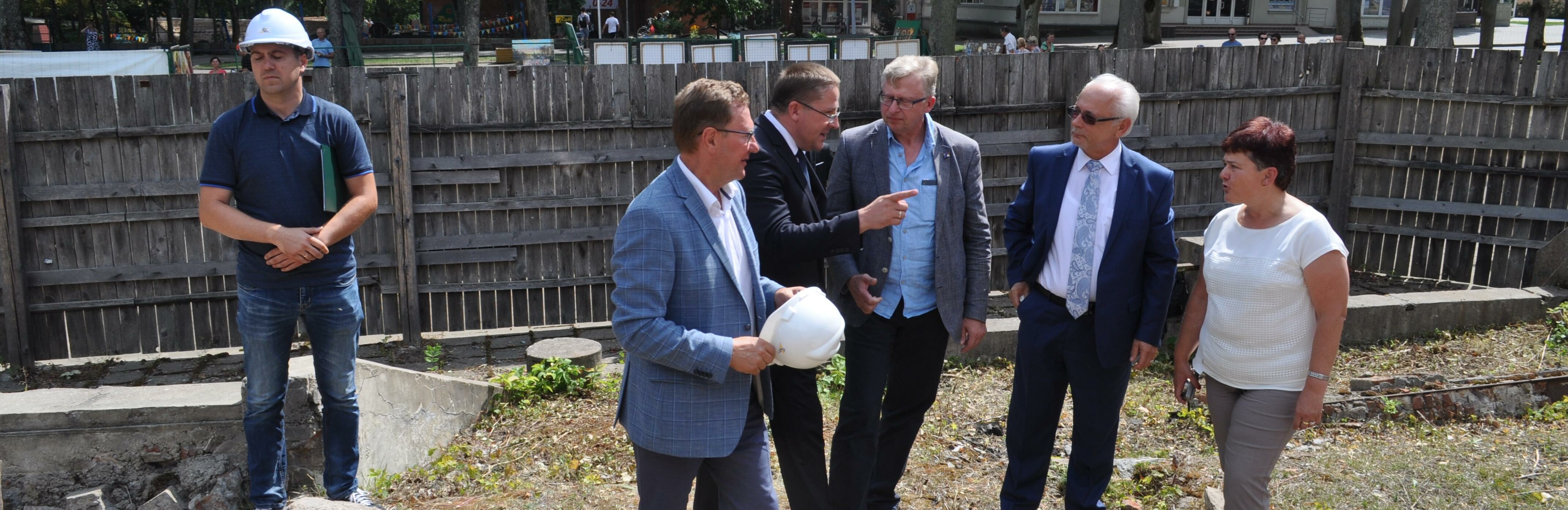 Pagaliau: pasibaigus teismams iškilmingai pasirašyta Palangos simbolio Kurhauzo restauravimo sutartis (nuotraukų galerija)