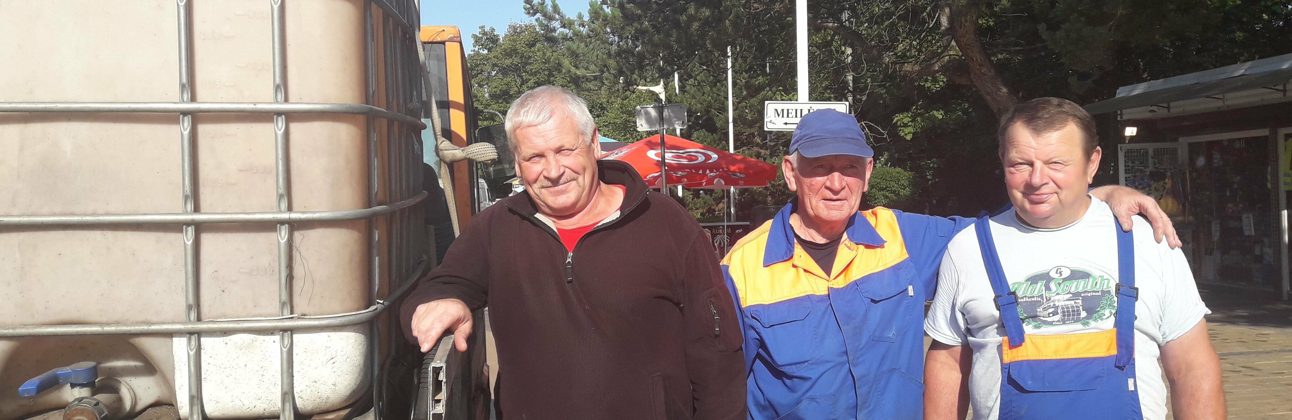 Palangos gatvėmis rūpinasi UAB „Palangos komunalinis ūkisׅ“ darbuotojai, kurių veide visada šypsena.  „V.P.“ nuotr.