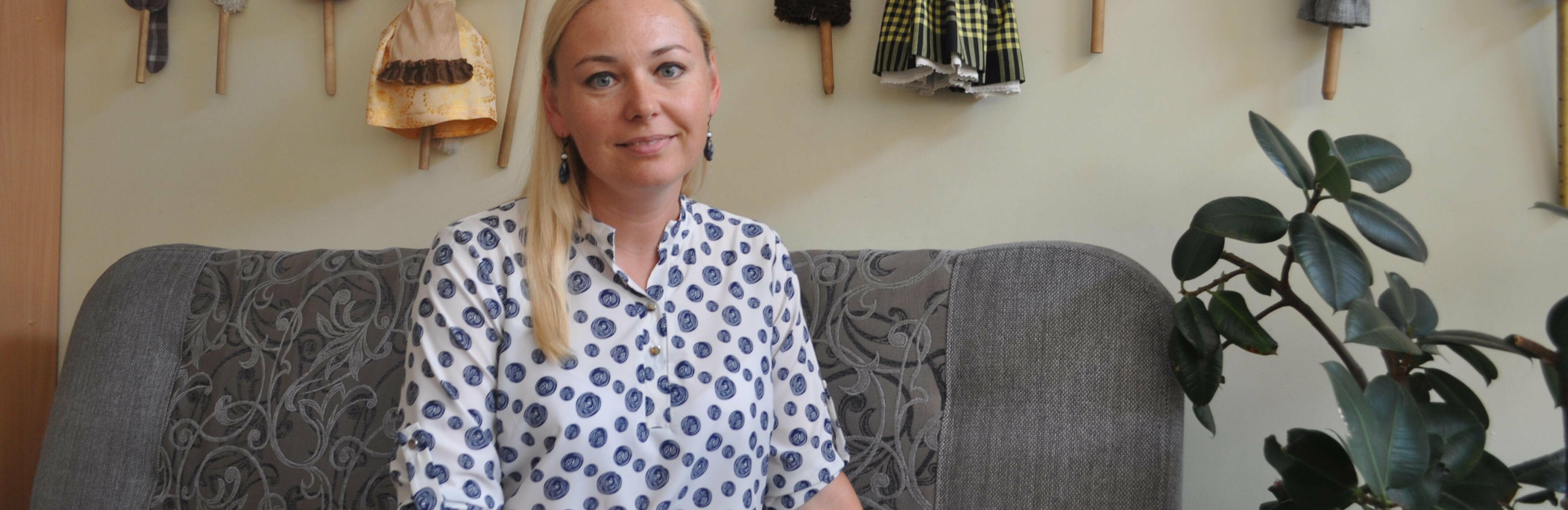 Pedagogė Reda Gulbinskienė: „Prieš kiekvieną mokslų metų pradžią st... Pedagogė Reda Gulbinskienė: „Prieš kiekvieną mokslų metų pradžią stengiuosi papuošti klasę, padaryti ją jaukią, kad vaikai čia sugrįžtų kaip į namus“