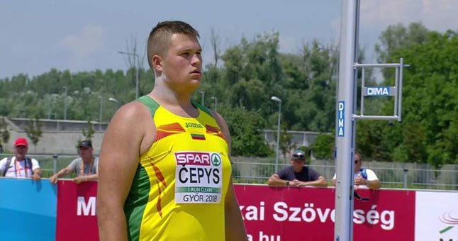 Palangiškis - jaunimo olimpiados vėliavnešys Palangiškis - jaunimo olimpiados vėliavnešys