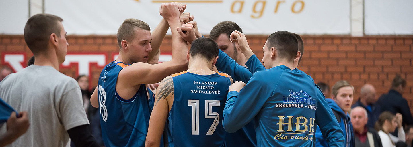  Solidus debiutas: galingai žaidusio Riley vedami „Kuršiai“ parbloškė „Vytį“