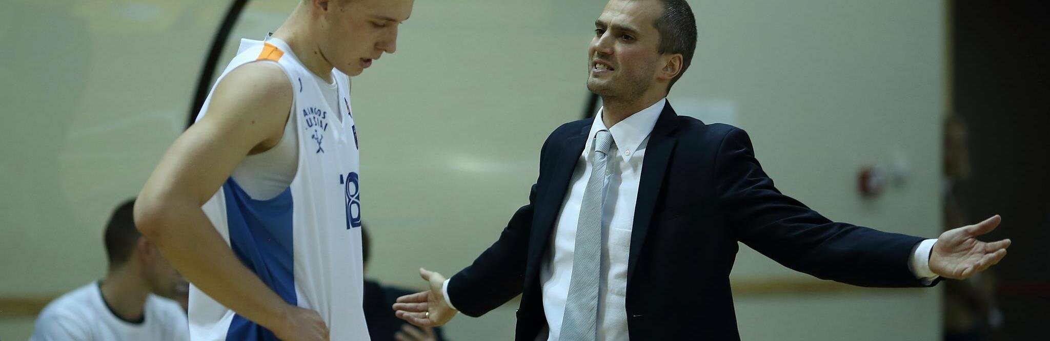 Įspūdingai pataikiusio L. Ulecko traukiamas „Žalgiris-2“ patiesė „Kuršius“ 