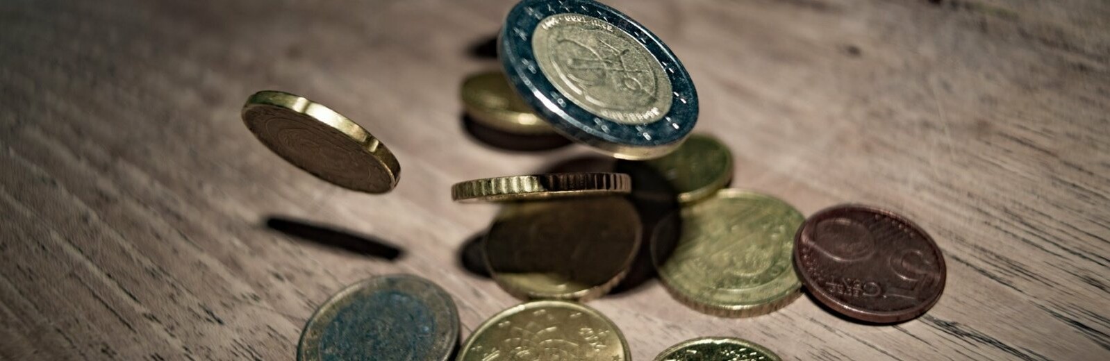 Vaiko pinigai gali didėti iki 70 eurų, jeigu šeima - nepasiturinti ar gausi